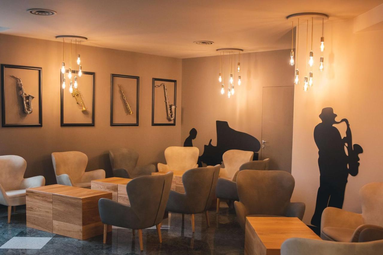 Best Western Mirage Hotel Fiera Падерно Дуняно Екстериор снимка