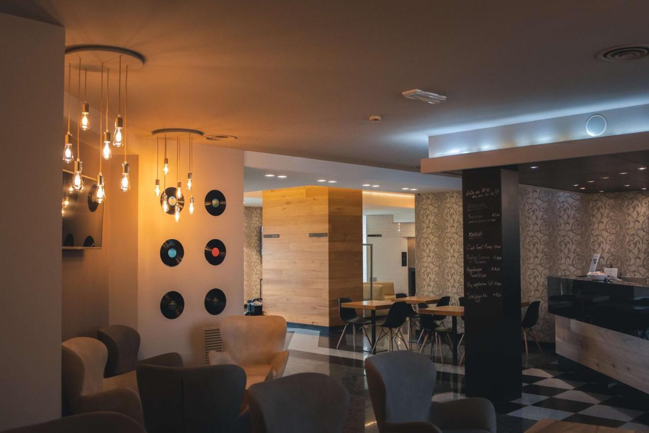 Best Western Mirage Hotel Fiera Падерно Дуняно Екстериор снимка