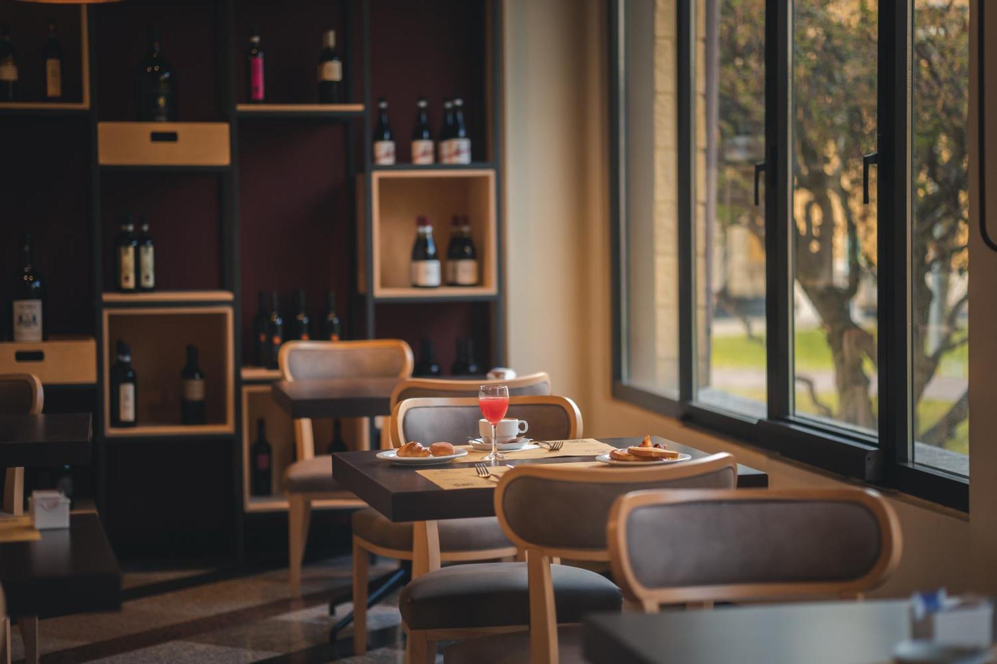 Best Western Mirage Hotel Fiera Падерно Дуняно Екстериор снимка