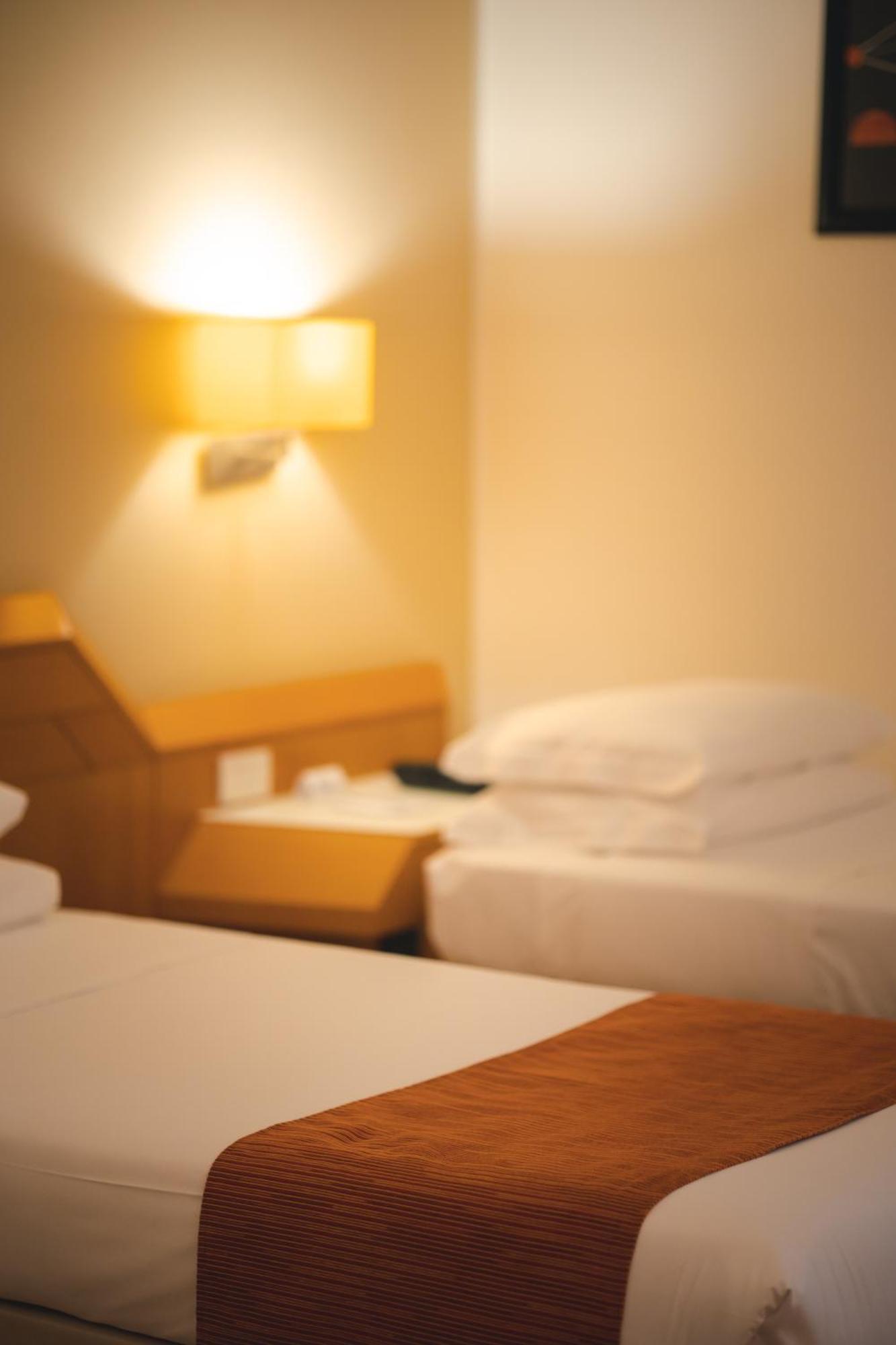 Best Western Mirage Hotel Fiera Падерно Дуняно Екстериор снимка