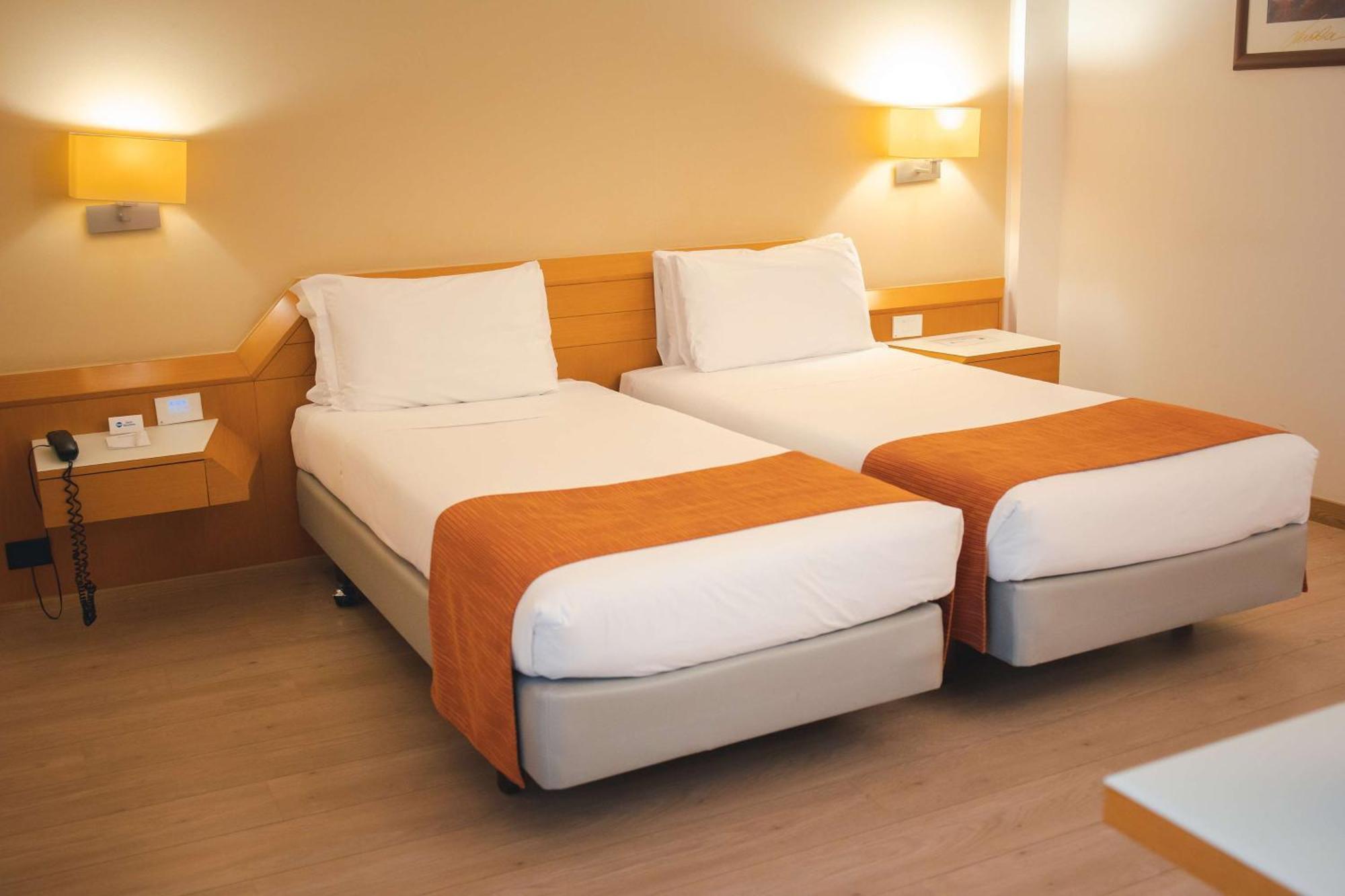 Best Western Mirage Hotel Fiera Падерно Дуняно Екстериор снимка